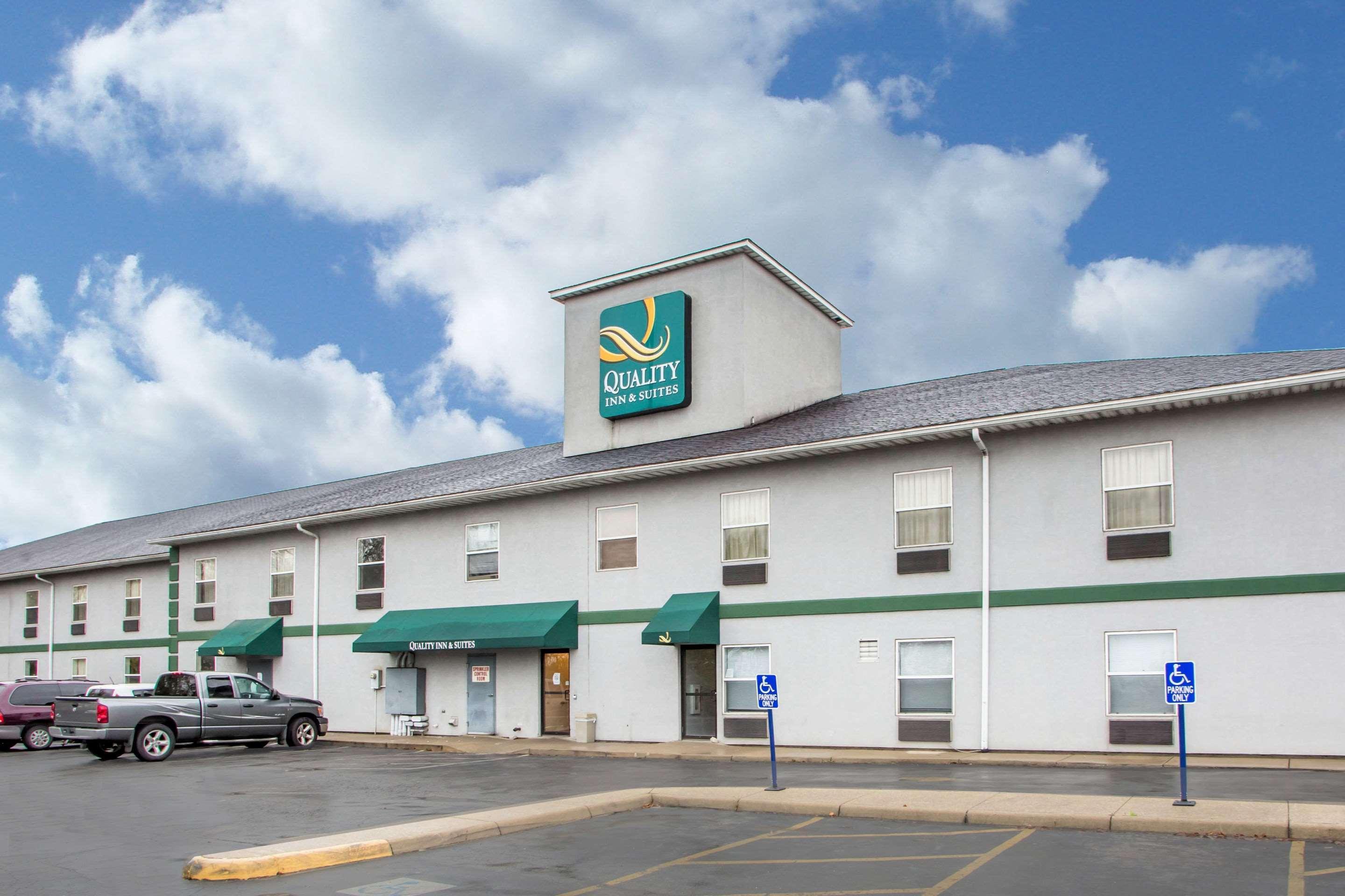 Quality Inn & Suites South-Obetz Zewnętrze zdjęcie