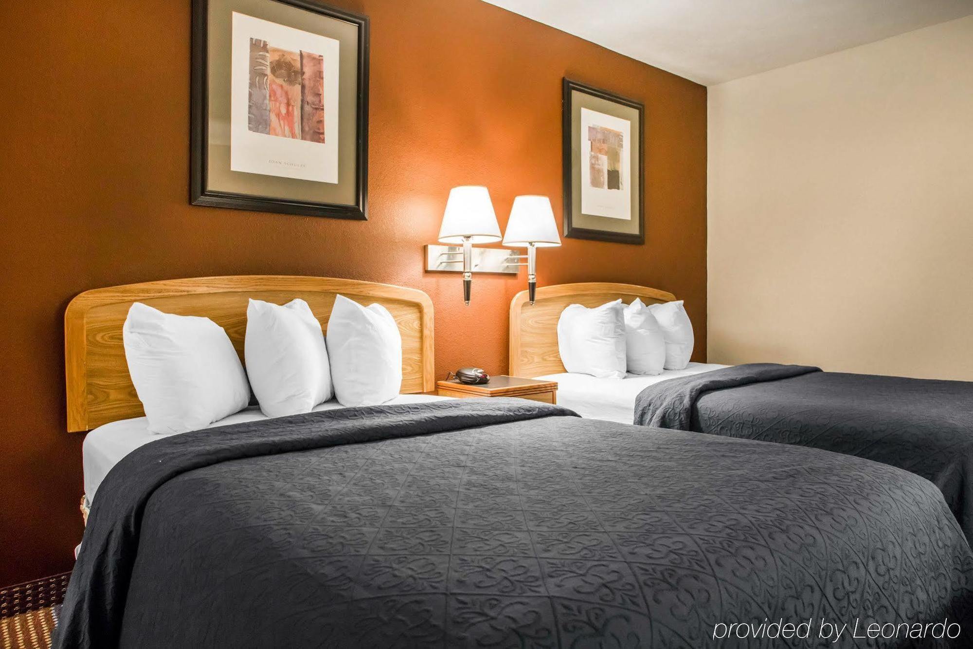 Quality Inn & Suites South-Obetz Zewnętrze zdjęcie